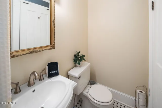 $339,900 | 573 East Main Street, Cobleskill, NY 12043