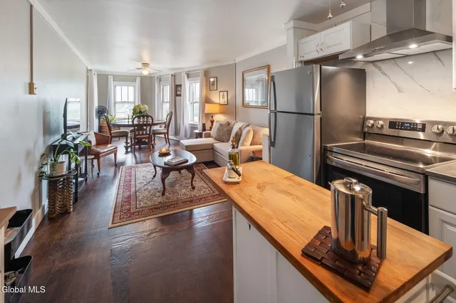 $339,900 | 573 East Main Street, Cobleskill, NY 12043