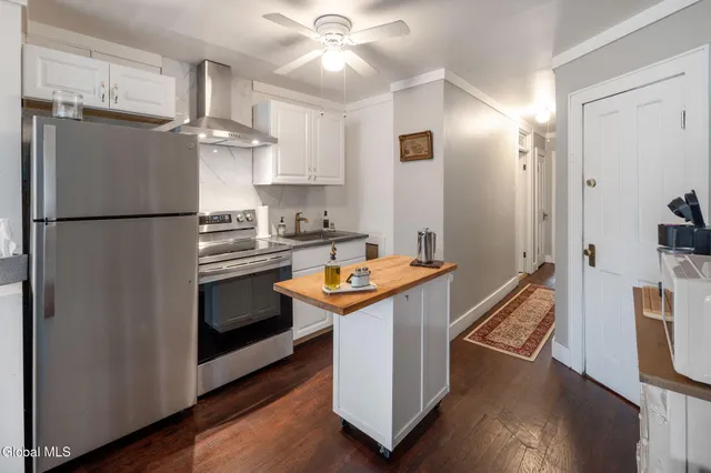 $339,900 | 573 East Main Street, Cobleskill, NY 12043