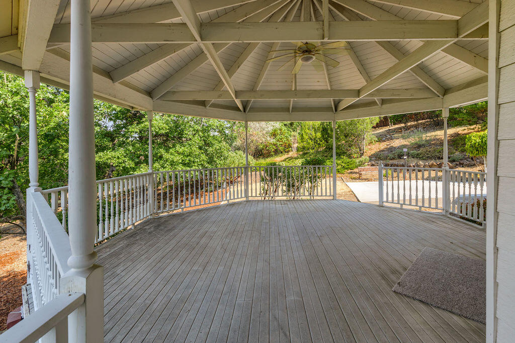 4096 North Roxy Drive Medford, OR 97504 - Photo 48 of 62 46