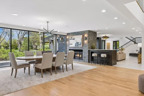 $2,650,000 | 45 Clay Cliffe Drive, Tonka Bay, MN 55331