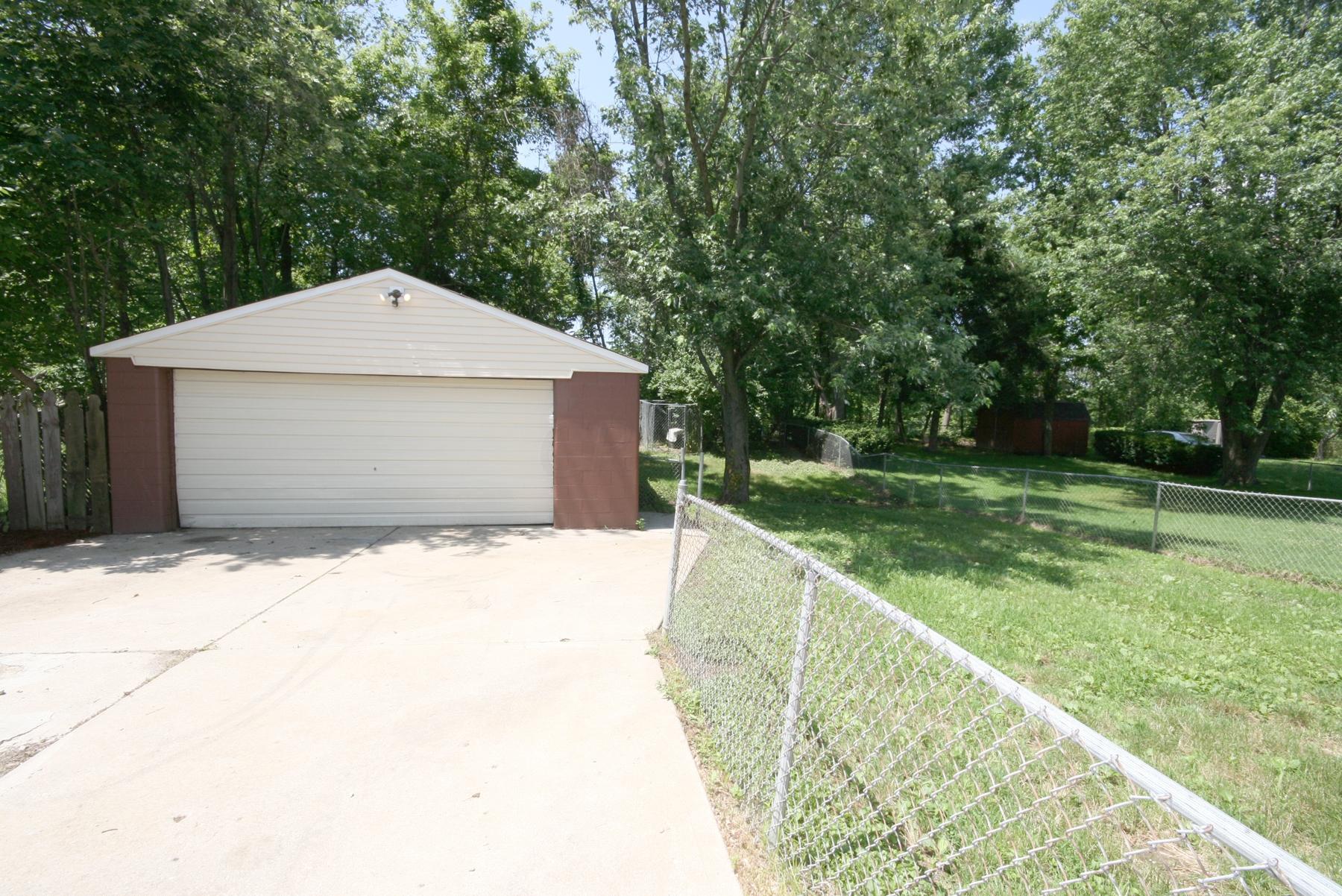 4439 Collingdale Road Columbus, OH 43231 - Photo 3 of 24 Gallery Image 3
