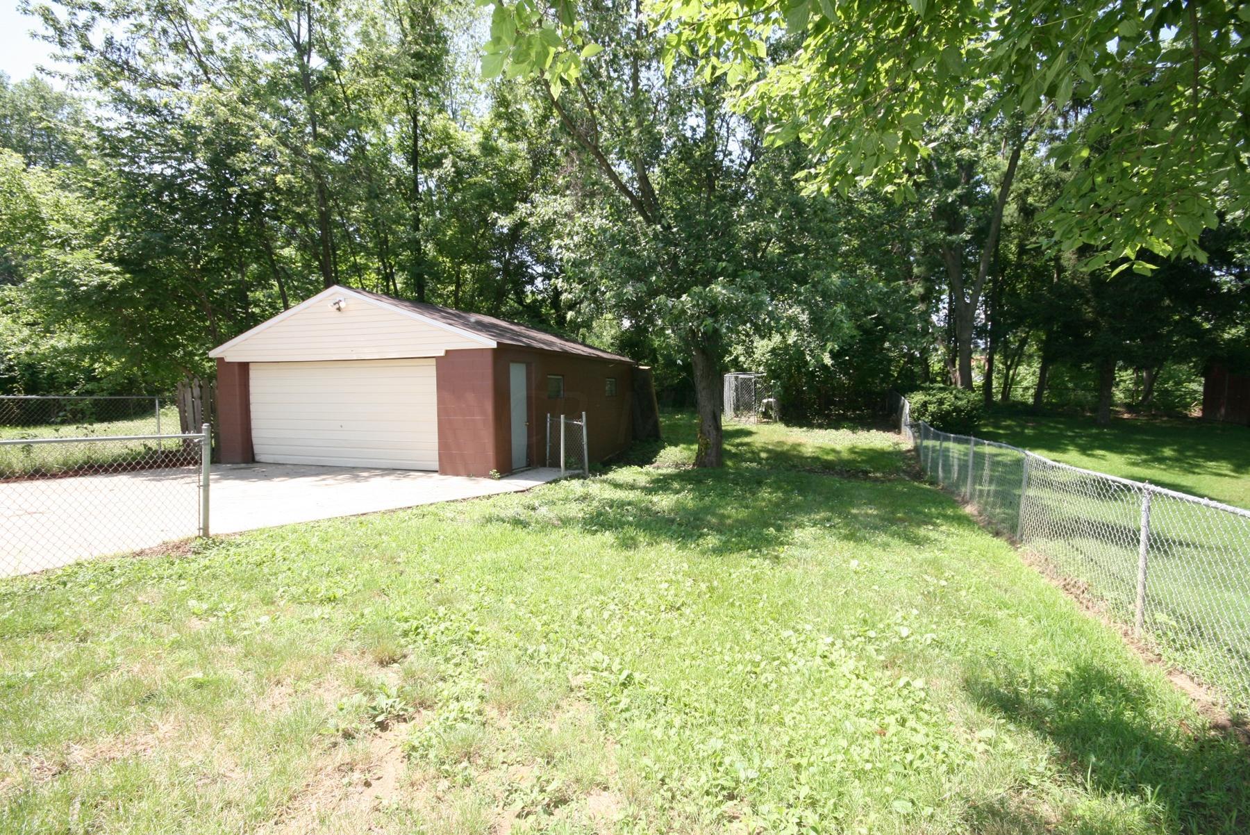 4439 Collingdale Road Columbus, OH 43231 - Photo 5 of 24 Gallery Image 5