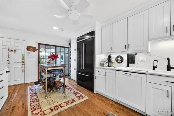 $650,000 | 15066 Green Cir Drive, Chesterfield, MO 63017