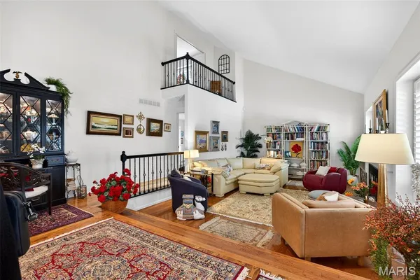 $650,000 | 15066 Green Cir Drive, Chesterfield, MO 63017