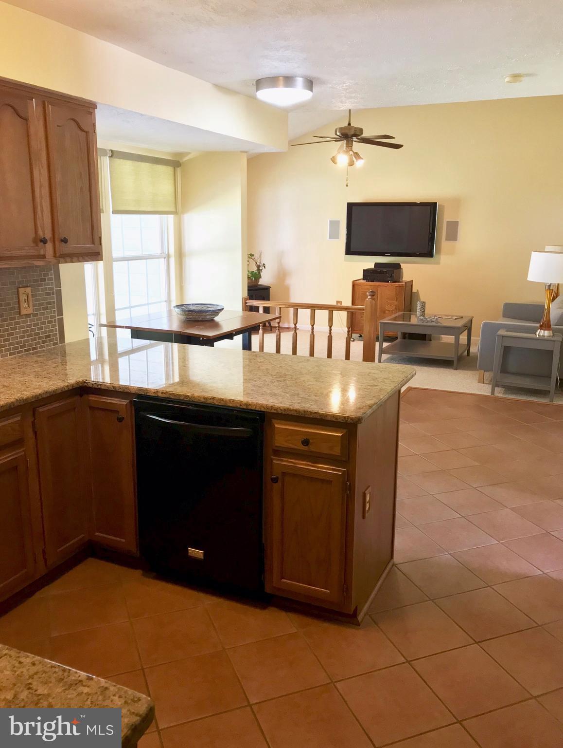 8703 Ridgelys Choice Drive Baltimore, MD 21236 - Photo 7 of 30 Granite countertops with peninsula