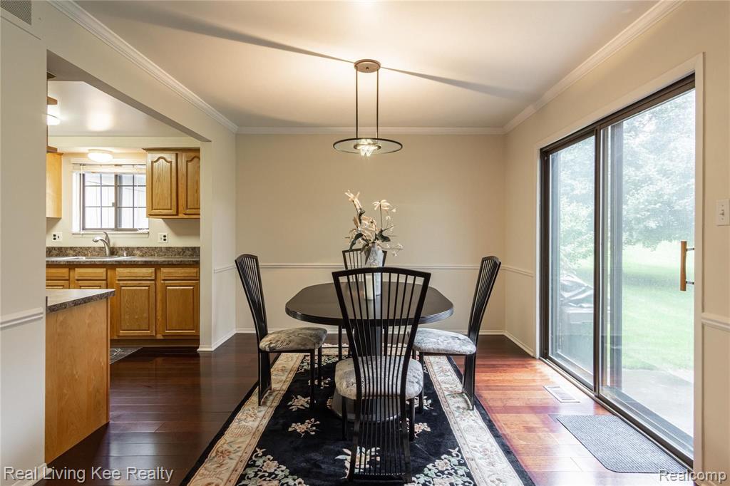 1870 Allenway Court Rochester Hills, MI 48309 - Photo 10 of 40