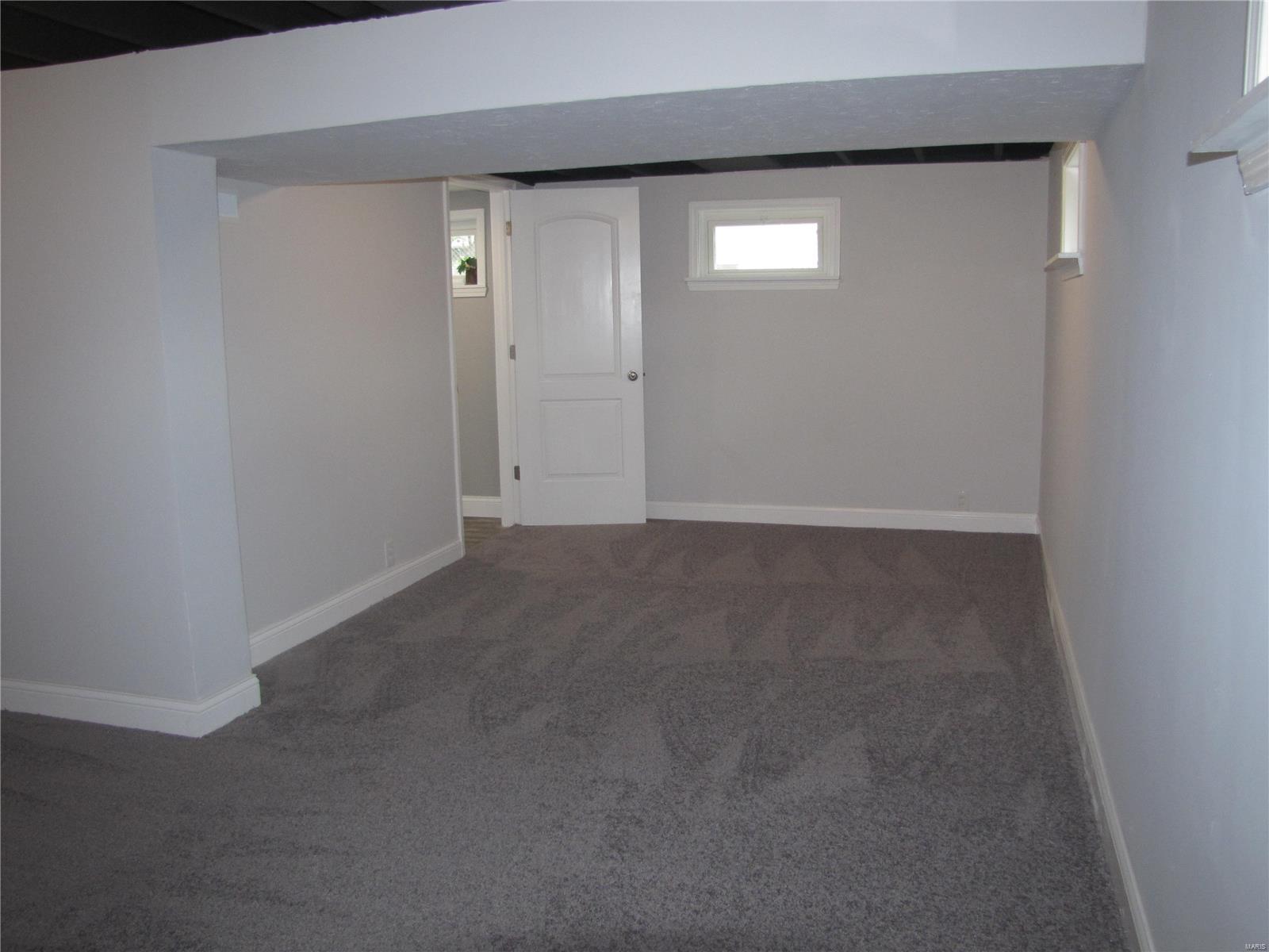 4226 Aqua Ridge Drive St. Louis, MO 63129 - Photo 21 of 33