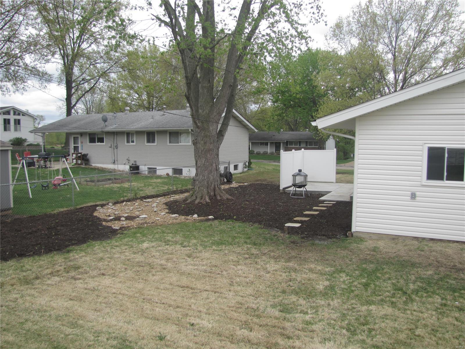 4226 Aqua Ridge Drive St. Louis, MO 63129 - Photo 28 of 33