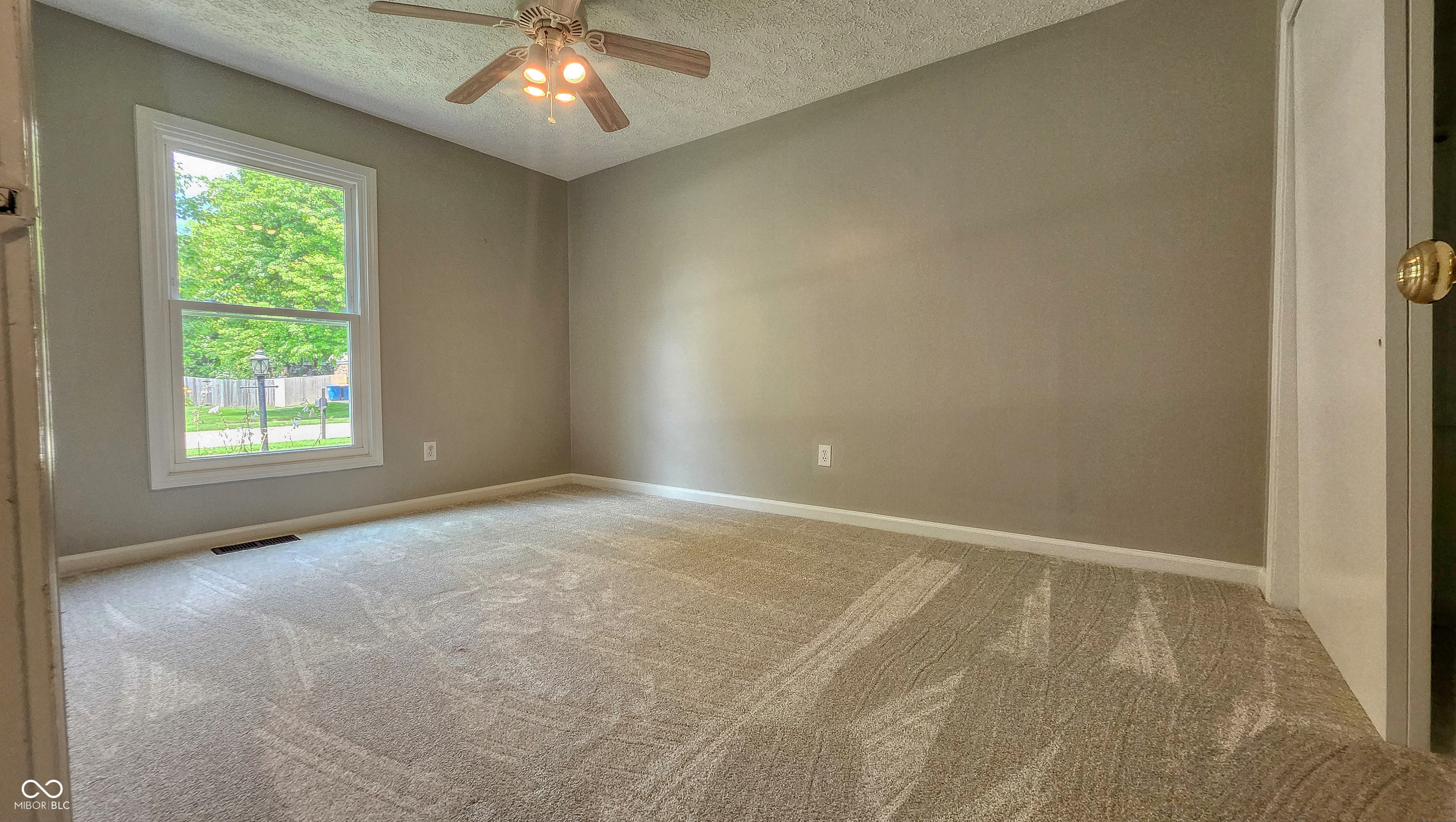 4667 Wembly Lane Carmel, IN 46033 - Photo 18 of 35