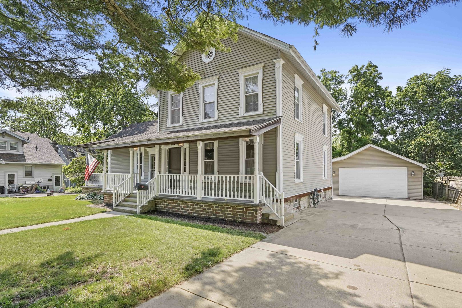 534 Cass Street Crete, IL 60417 - Photo 1 of 22 Gallery Image 1