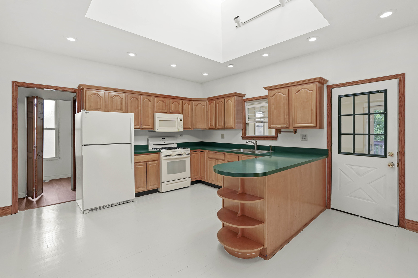 534 Cass Street Crete, IL 60417 - Photo 3 of 22 Gallery Image 3