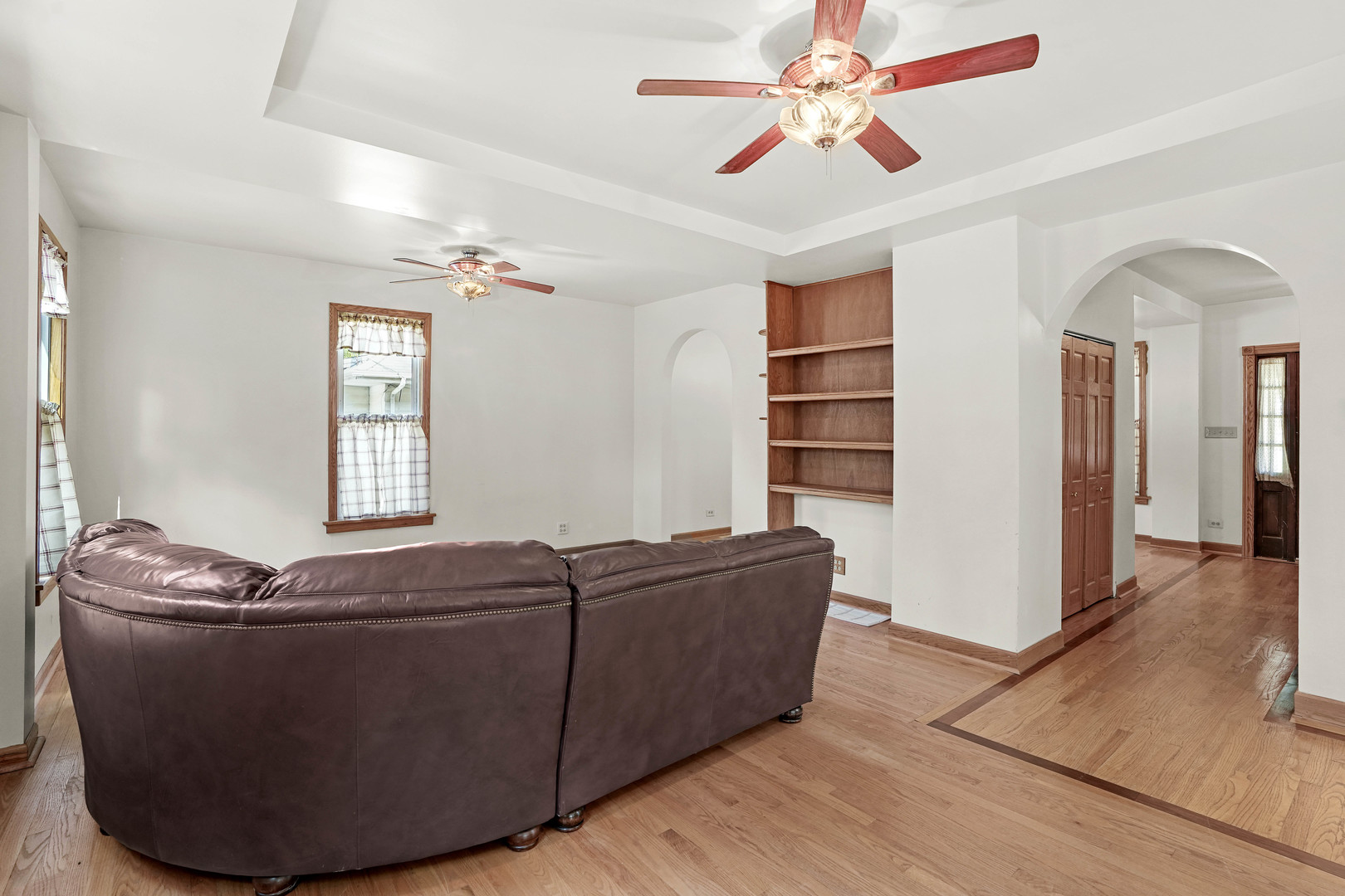534 Cass Street Crete, IL 60417 - Photo 8 of 22 Gallery Image 8