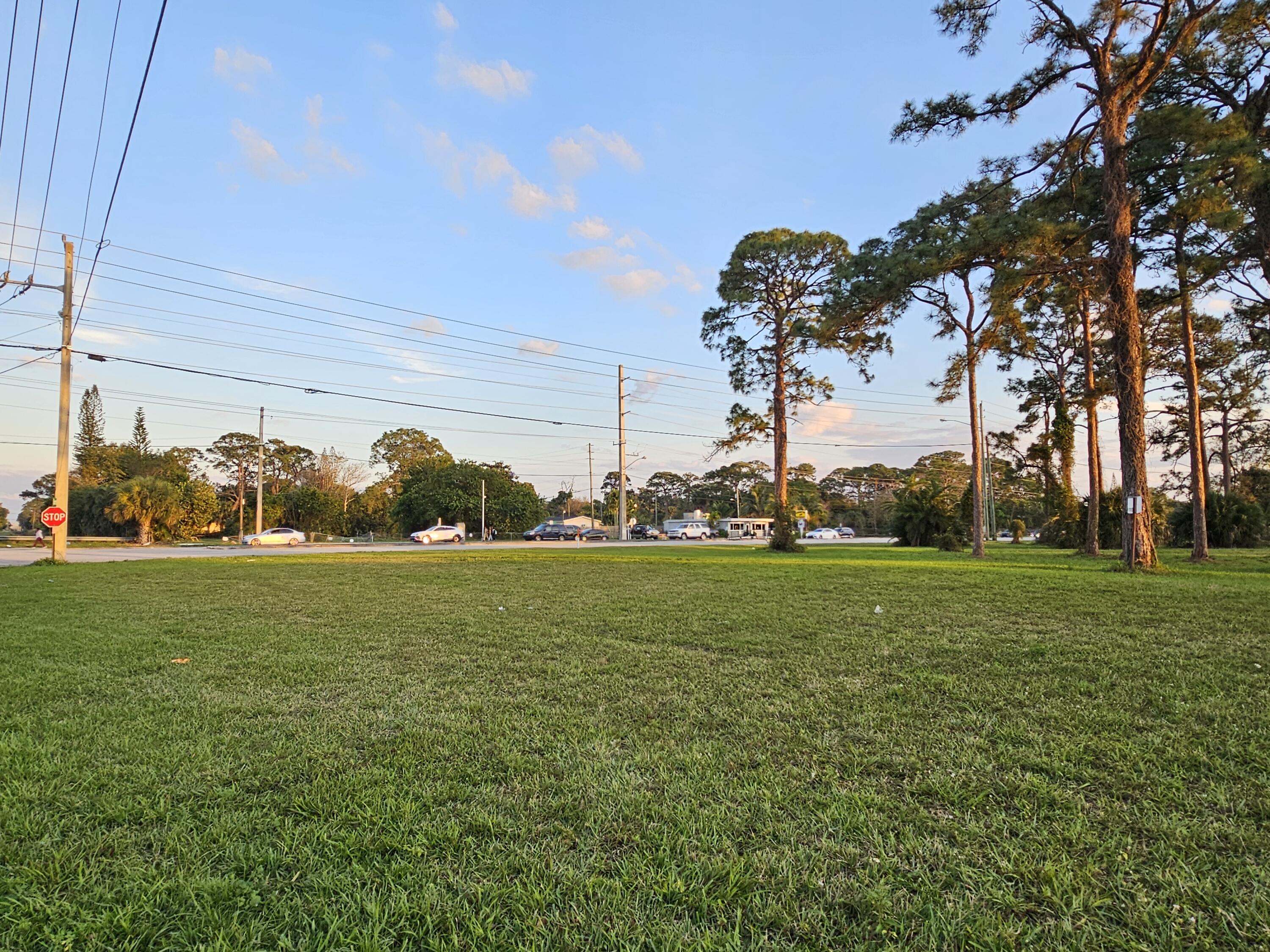 4557 South Military Trl