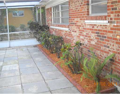 908 Prosperity Farms Road North Palm Beach, FL 33408 - Photo 11 of 20 Additional Photo