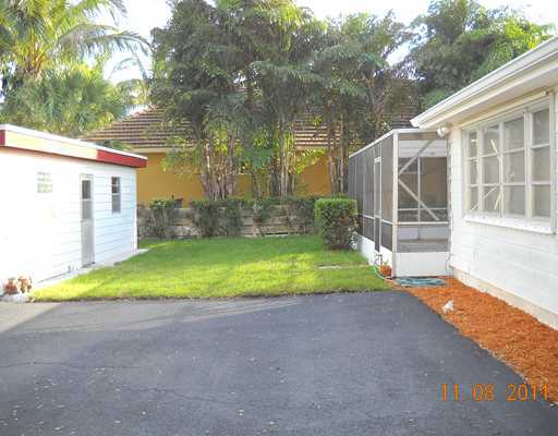 908 Prosperity Farms Road North Palm Beach, FL 33408 - Photo 5 of 20 Additional Photo