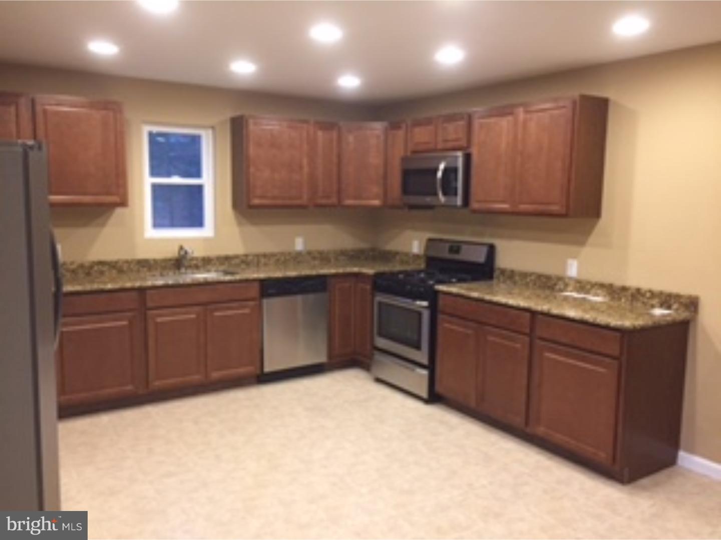 548 Little Mill Road Monroeville, NJ 08343 - Photo 8 of 16 Kitchen