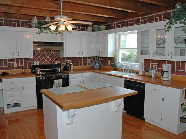 1014 Traynum Road Belton, SC 29627 - Photo 4 of 9 Gallery Image 4