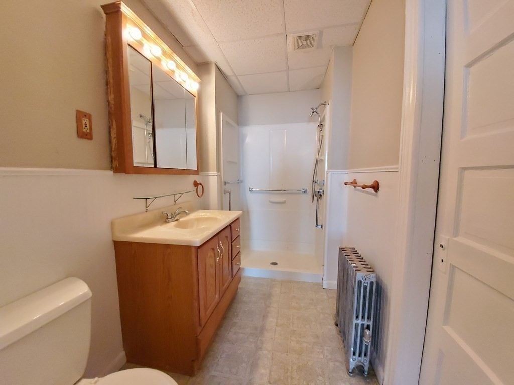 21 Hitchcock Road Worcester, MA 01603 - Photo 17 of 42