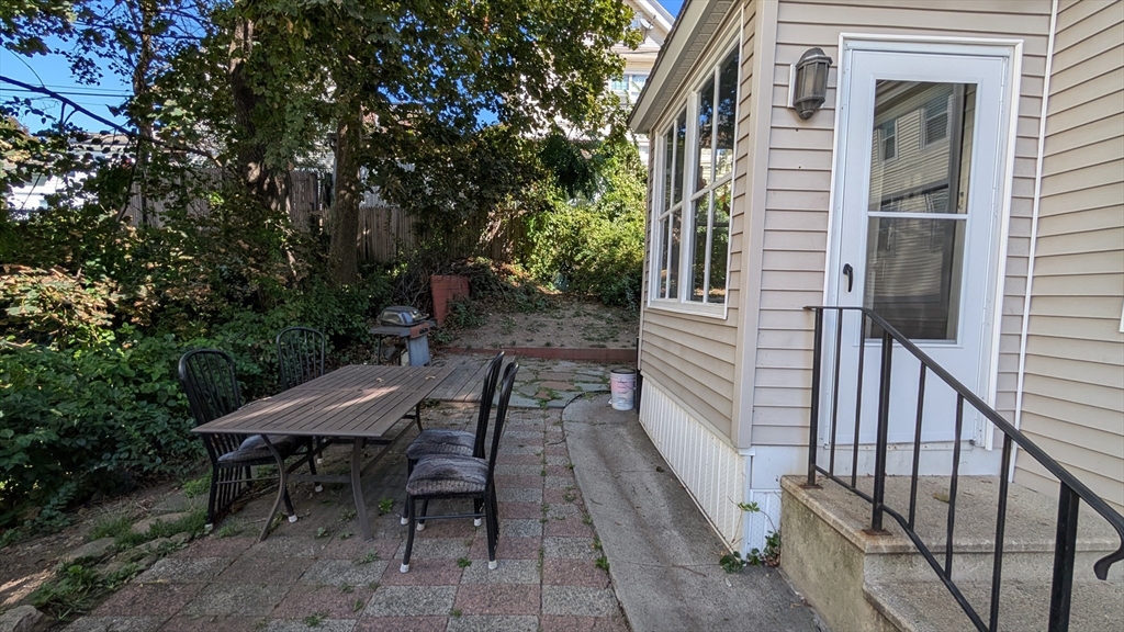 21 Hitchcock Road Worcester, MA 01603 - Photo 40 of 42