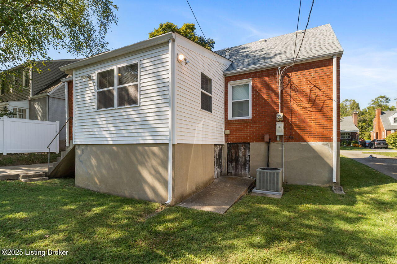 2302 Manchester Road Louisville, KY 40205 - Photo 41 of 41 2302 Manchester Rd - 42