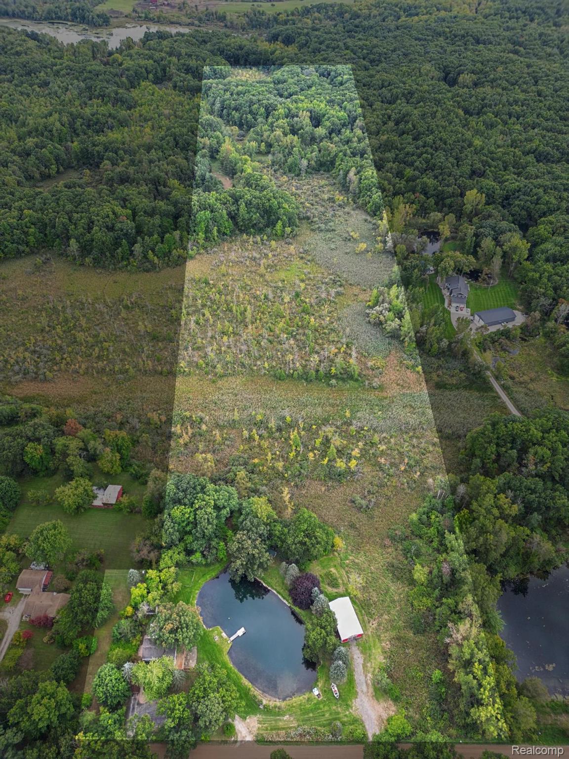 Representation of property boundaries. May not be accurate.
