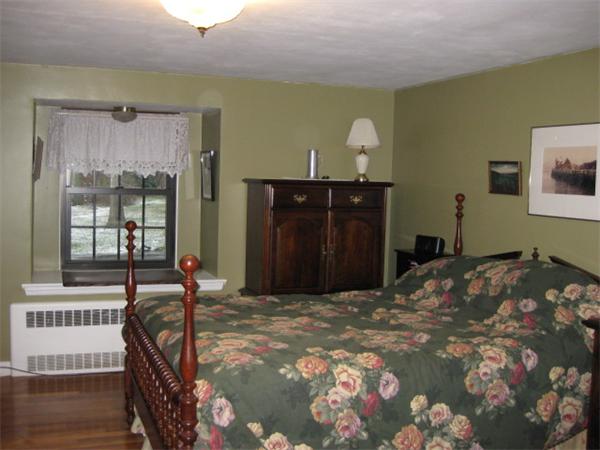 4 Ridgewood Road Wilbraham, MA 01095 - Photo 6 of 27 Gallery Image 6