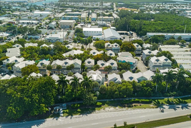 $1,400,000 | 31 Coral Way, Stock Island, FL 33040