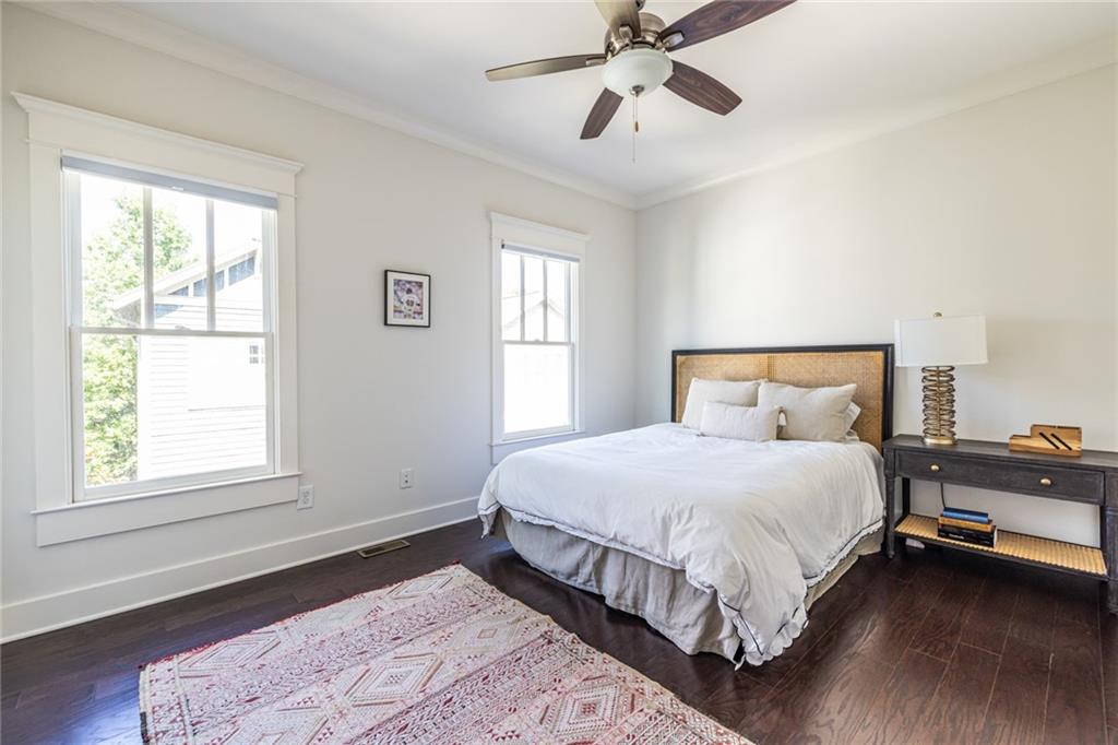 1005 Braeburn Lane Decatur, GA 30030 - Photo 20 of 25 a bedroom with a large bed and a window