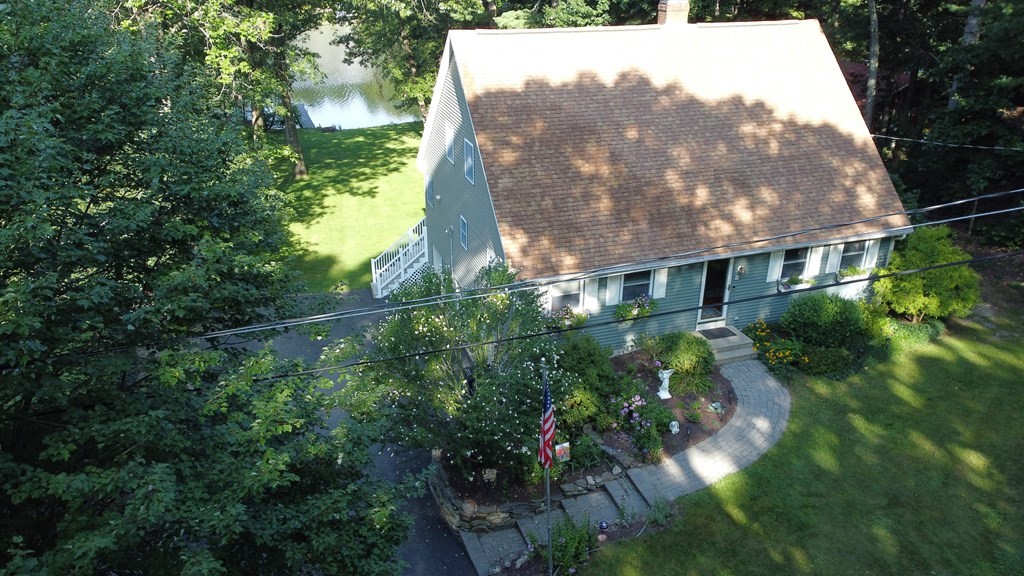 60 Lincoln Point Road Charlton, MA 01507 - Photo 42 of 42 a view of a back yard