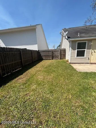 $1,400 | 10662 East Bay Tree Drive, Gulfport, MS 39503