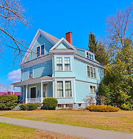 $379,000 | 2 West Broadway, Bangor, ME 04401