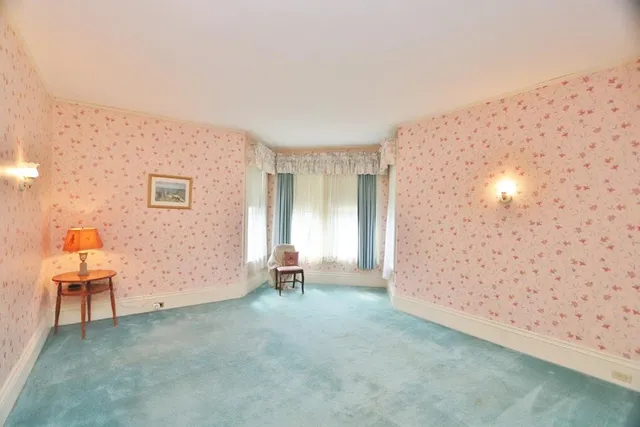 $379,000 | 2 West Broadway, Bangor, ME 04401