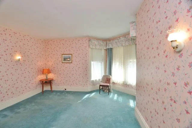 $379,000 | 2 West Broadway, Bangor, ME 04401