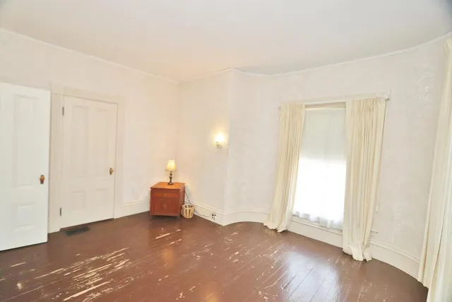 $379,000 | 2 West Broadway, Bangor, ME 04401