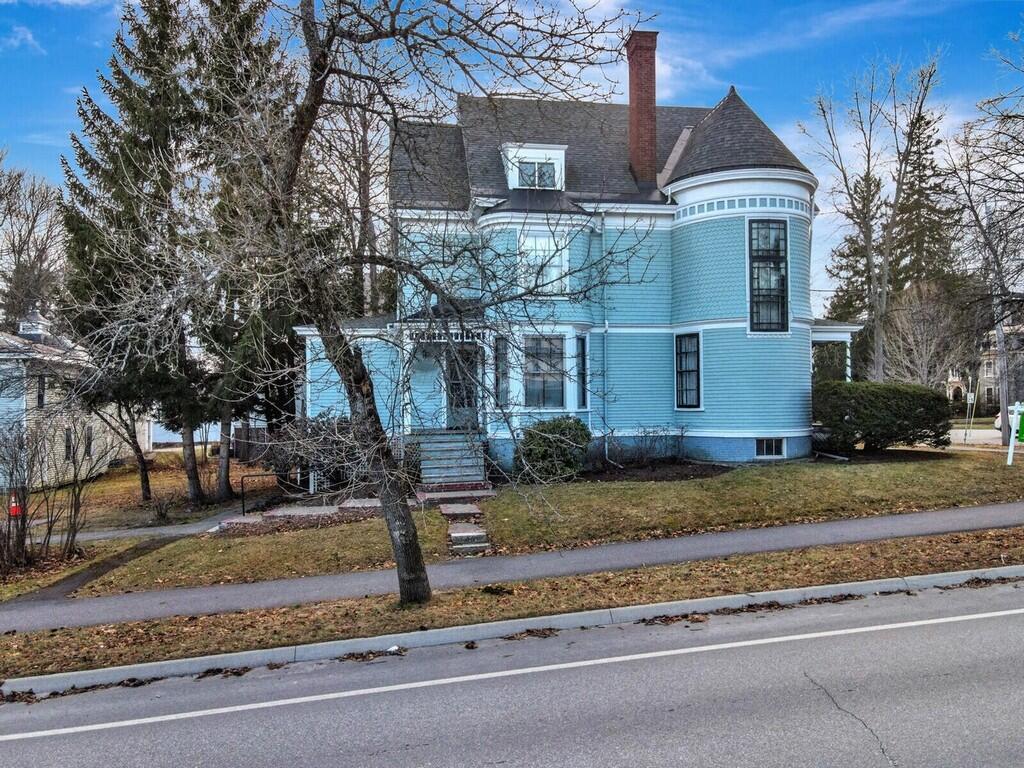 2 West Broadway Bangor, ME 04401 - Photo 6 of 51 20240102160455813838000000-o