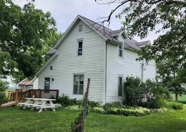 $340,000 | 7323 South 350 East, Berne, IN 46711