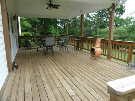 6588 Old Farm Road Roanoke, VA 24018 - Photo 28 of 34 29 Back Porch