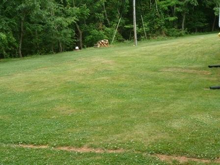 6588 Old Farm Road Roanoke, VA 24018 - Photo 31 of 34 31 Yard
