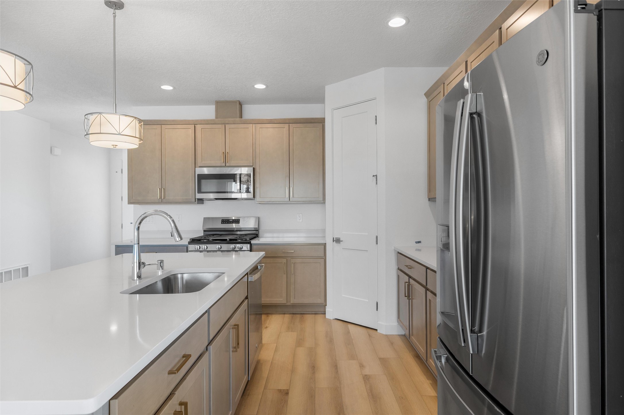 71 Cadena Loop Los Alamos, NM 87547 - Photo 9 of 27