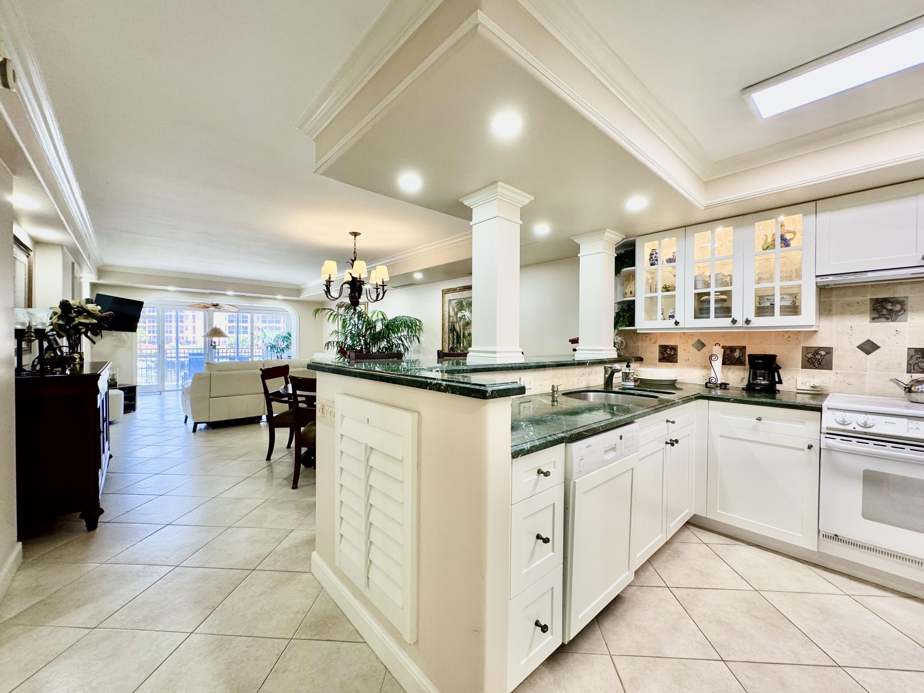 2871 North Ocean Boulevard, Unit M132 Boca Raton, FL 33431 - Photo 5 of 49 IMG_7743
