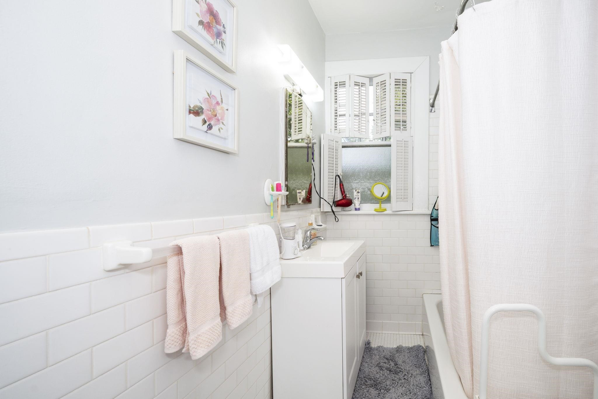 918 Vance Street Raleigh, NC 27608 - Photo 27 of 37 Bath
