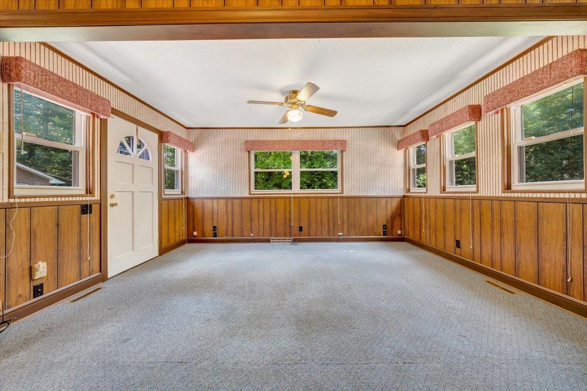 7050 Oak Level Road Bassett, VA 24055 - Photo 11 of 40 Sunroom area