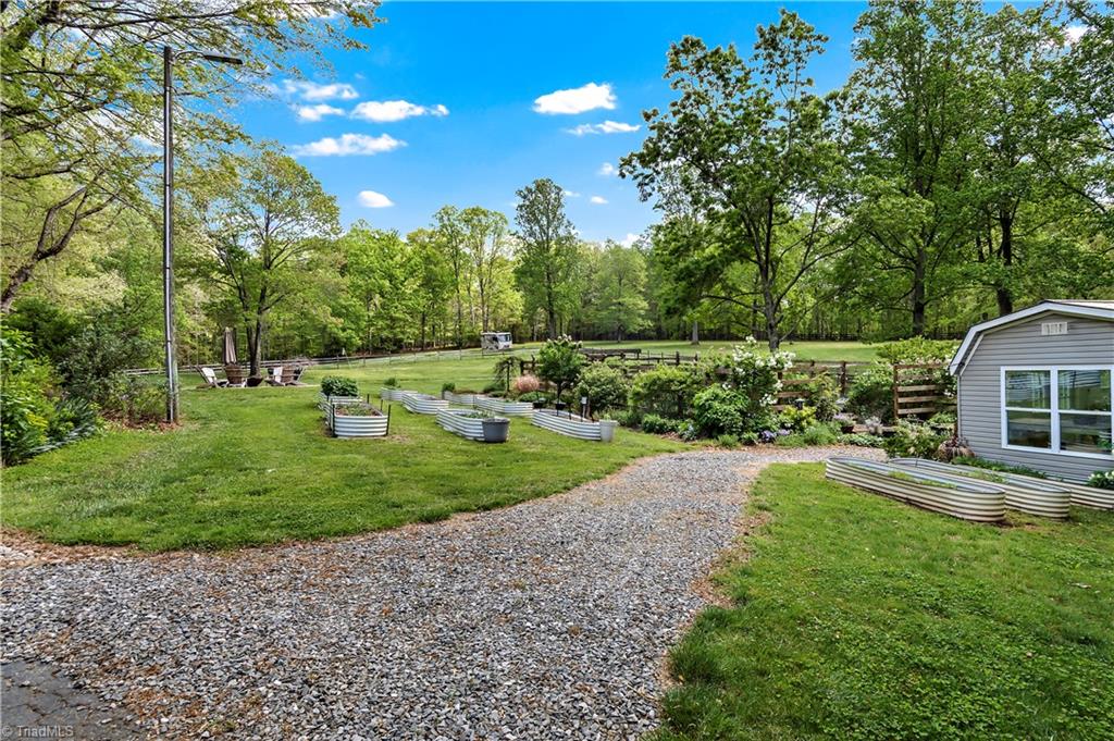 5770 Balsom Road Pfafftown, NC 27040 - Photo 35 of 50 Gallery Image 35