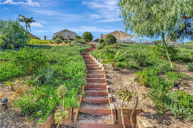 $1,195,000 | 17880 Paseo Del Sol, Chino Hills, CA 91709