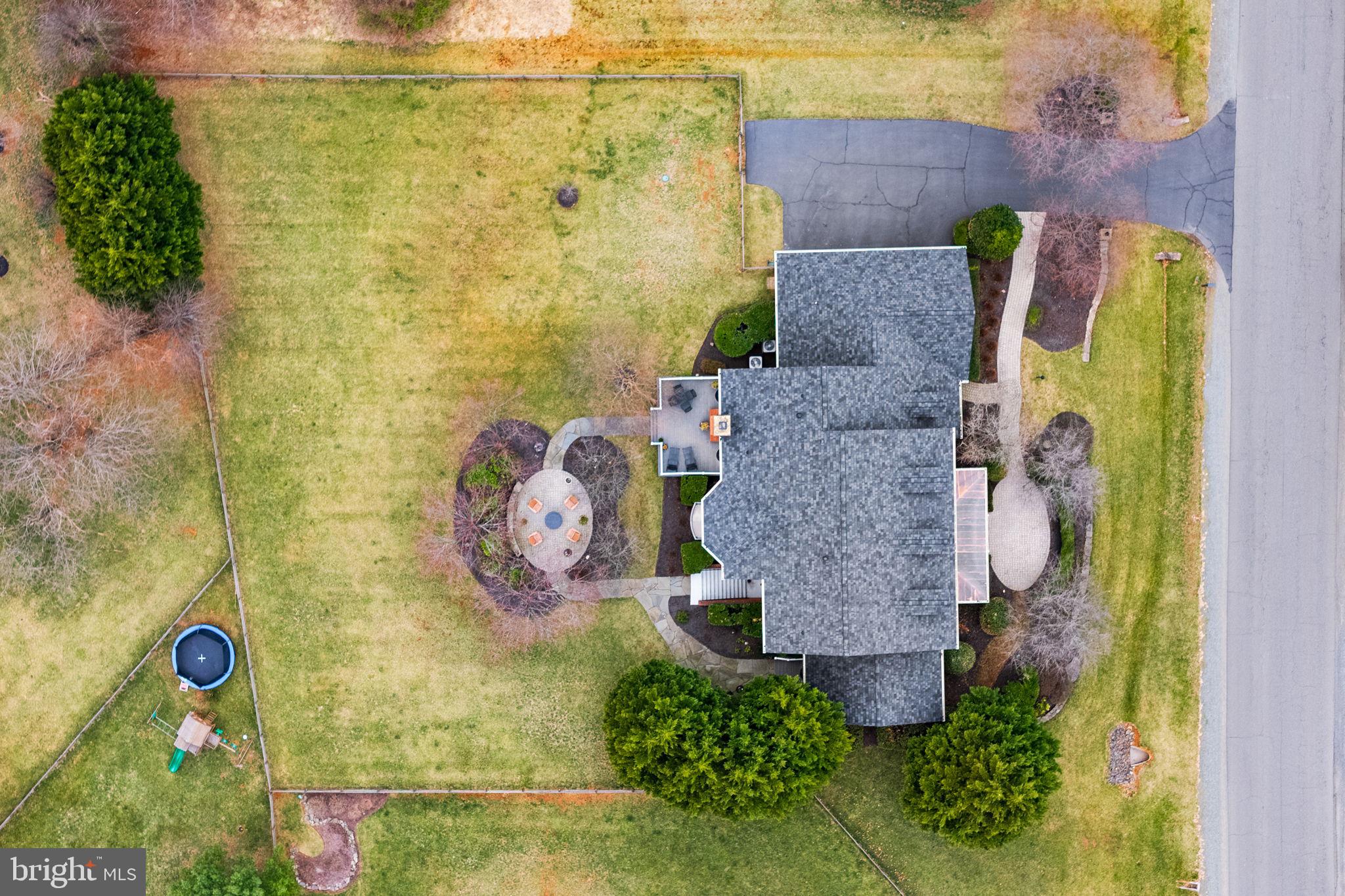 41741 Raspberry Drive Leesburg, VA 20176 - Photo 11 of 117 A view from right above