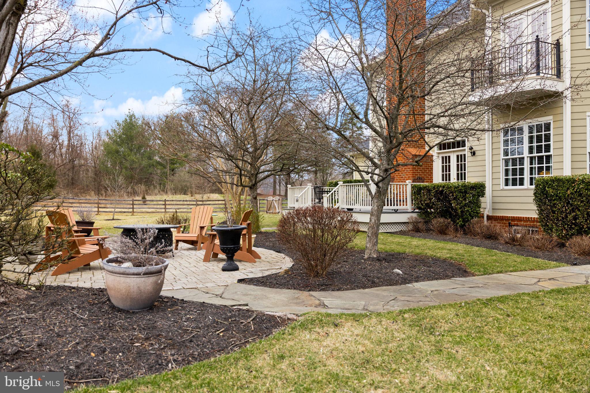 41741 Raspberry Drive Leesburg, VA 20176 - Photo 17 of 117 Stone walkway