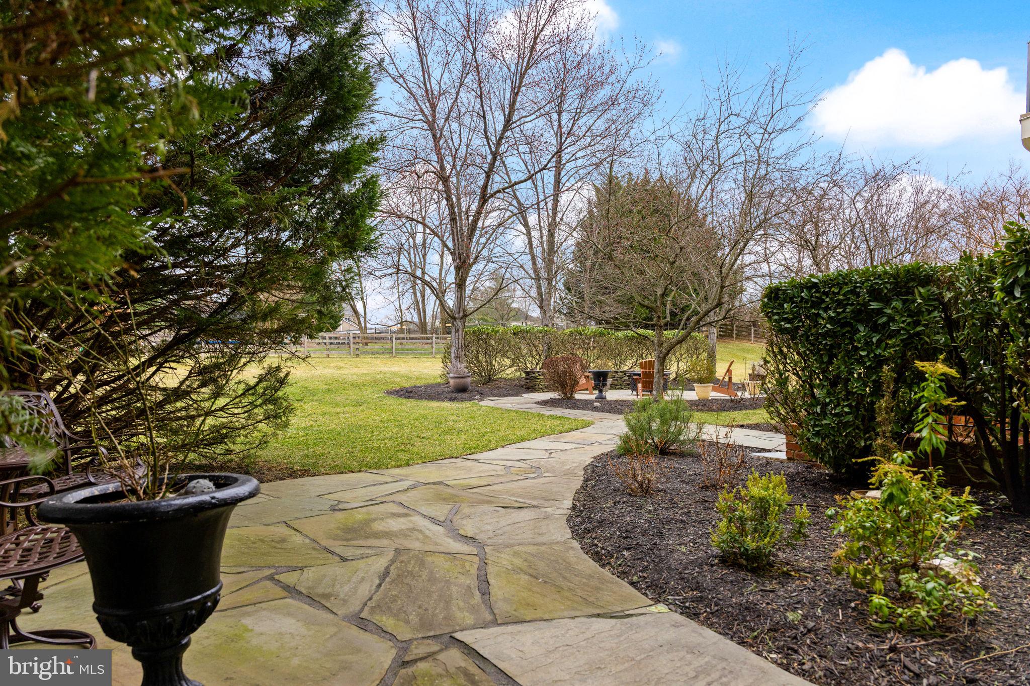 41741 Raspberry Drive Leesburg, VA 20176 - Photo 22 of 117 A view from the sunroom