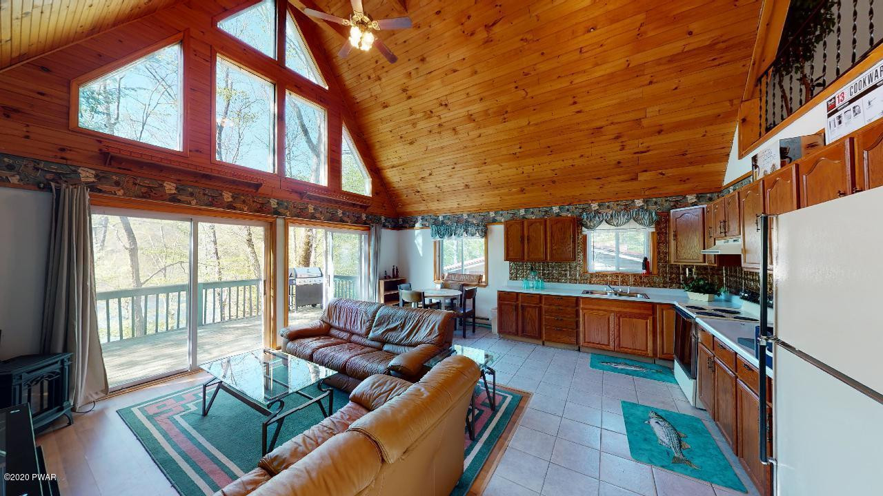 121 Riverside Drive Greentown, PA 18426 - Photo 9 of 33 121-Riverside-Dr-06082020_223741(1)