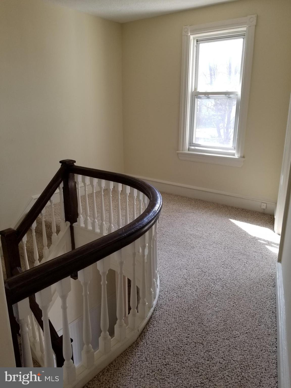 100 Main Street Bridgeport, NJ 08014 - Photo 15 of 24 2nd Flr Landing